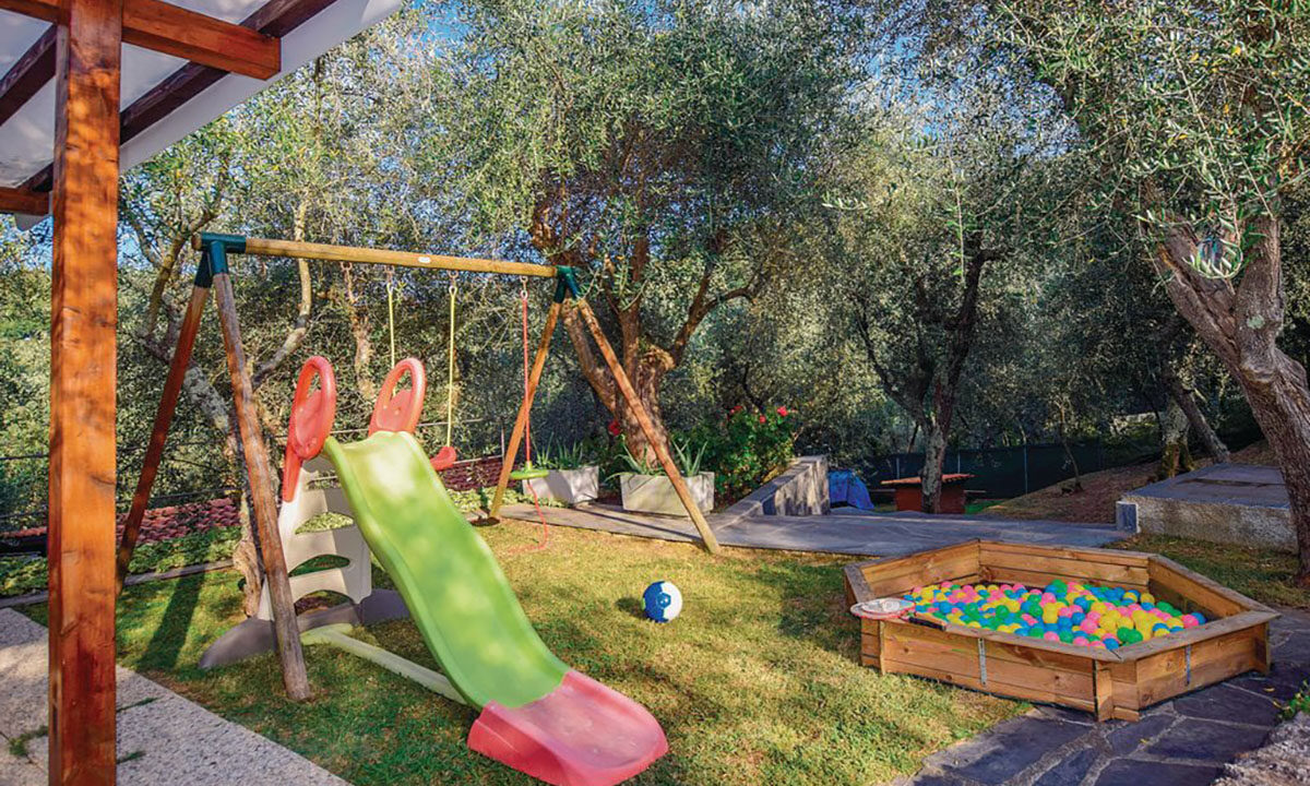 Villa-coll-camaiore-10